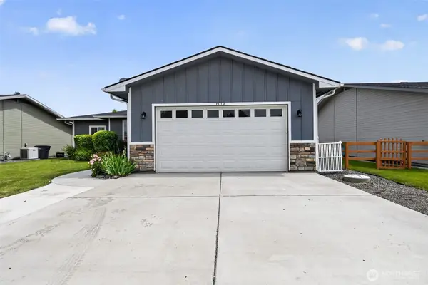 8019 Vialago Parkway, Zillah, WA 98953