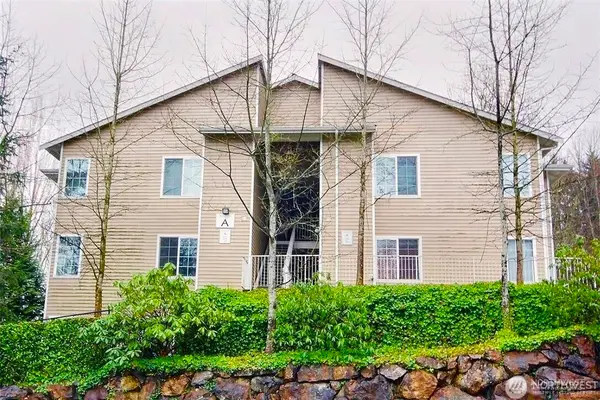 801 Rainier Avenue N #A203, Renton, WA 98057