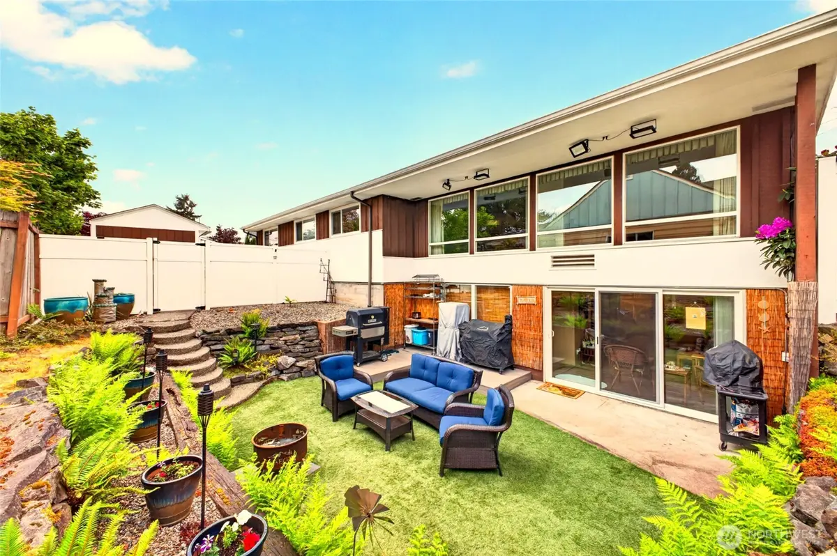 610 4th Street Ne, Puyallup, WA 98372 - #1