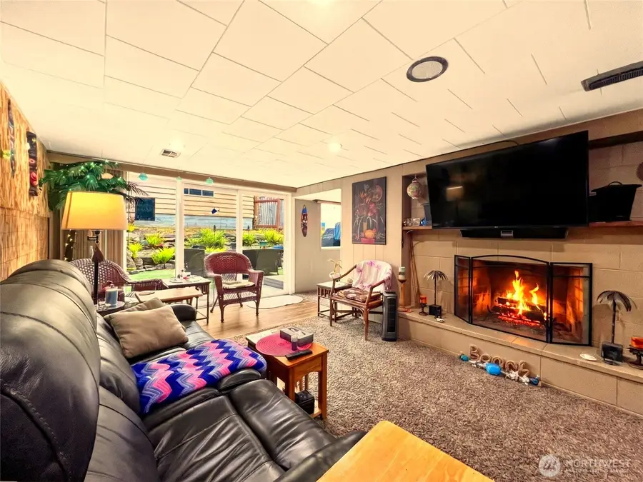 610 4th Street Ne, Puyallup, WA 98372 - #2