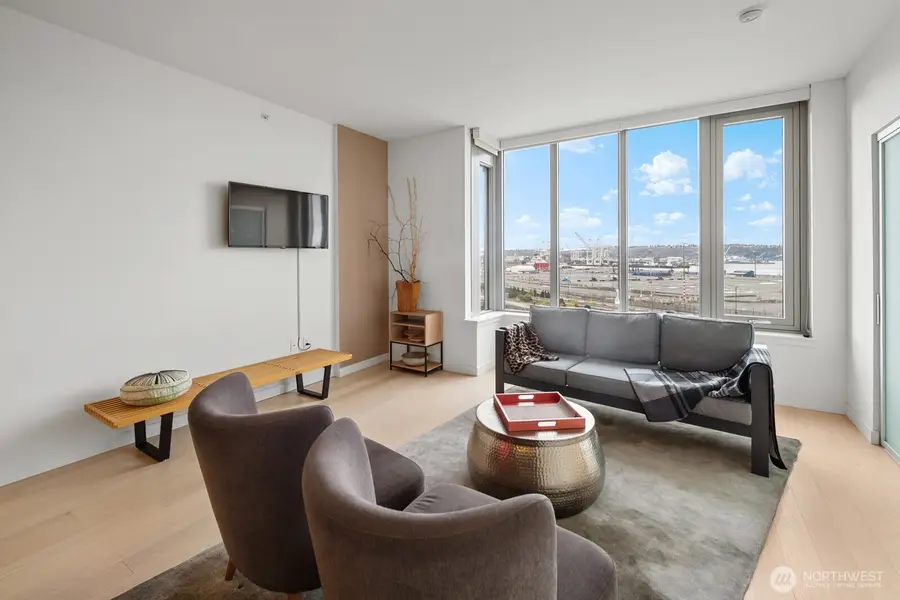 590 1st Avenue S #901, Seattle, WA 98104 - #3