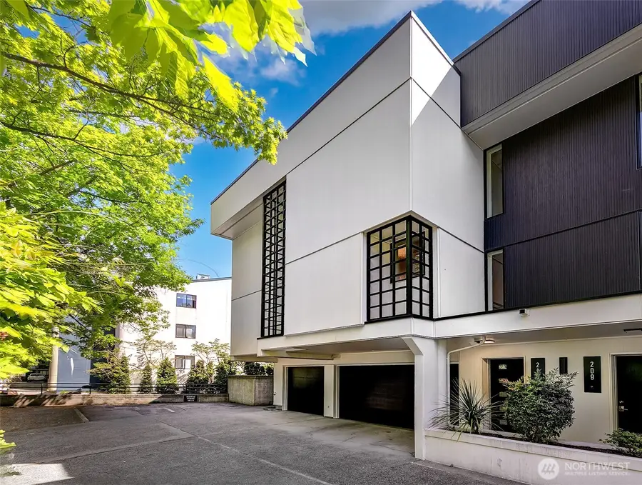 2400 Aurora Avenue N #210, Seattle, WA 98109 - #2