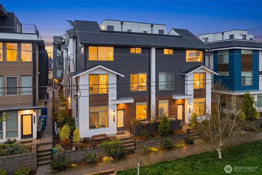 8015 Mary Avenue Nw #D, Seattle, WA 98117 - #2