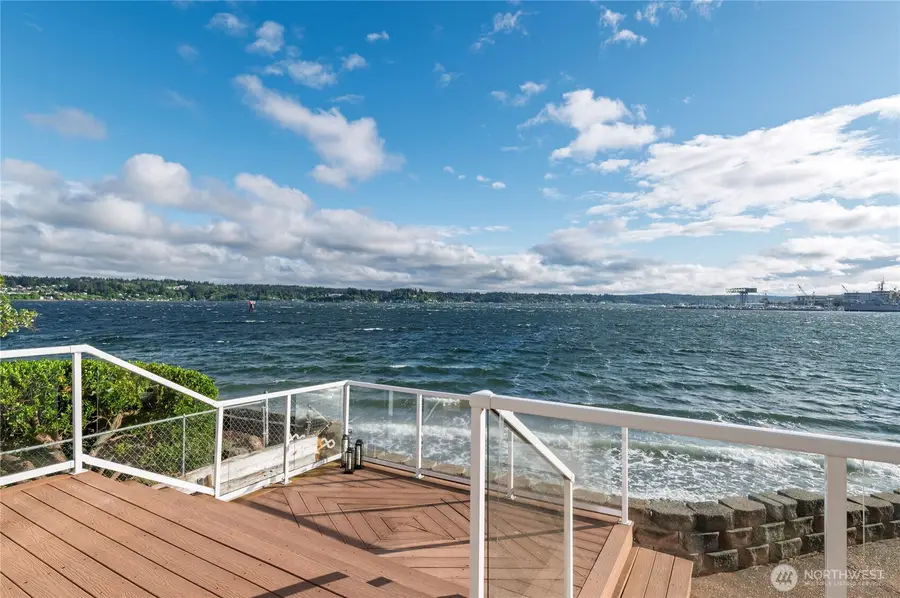 325 Shore Drive, Bremerton, WA 98310 - #3