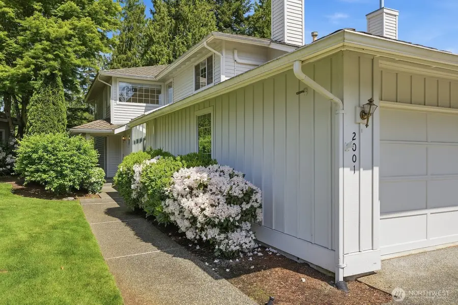 2001 Mill Pointe Drive Se, Mill Creek, WA 98012 - #2