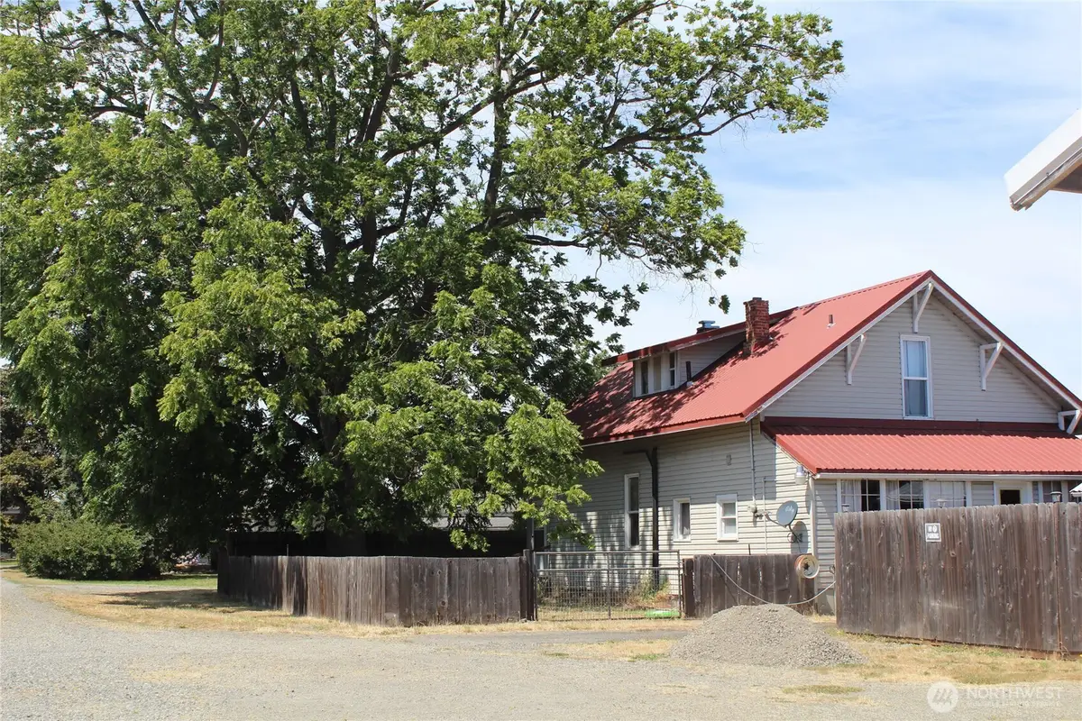 550 N Sequim Avenue, Sequim, WA 98382 - #1
