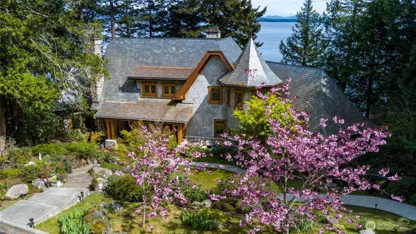 702 San Juan Drive, San Juan Island, WA 98250