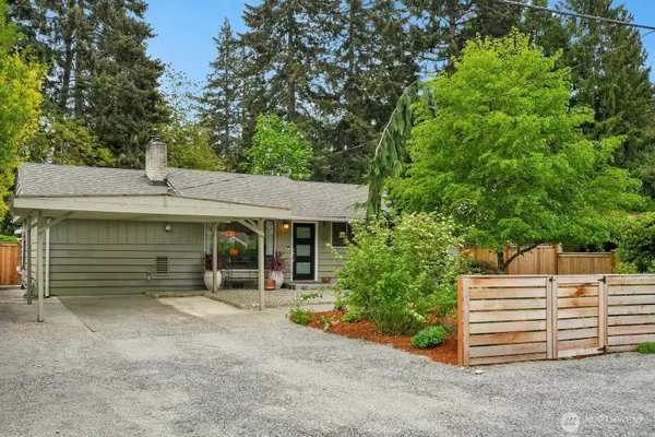 17542 10th Avenue Ne, Shoreline, WA 98155
