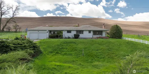 950 Lewis Peak Road, Waitsburg, WA 99361