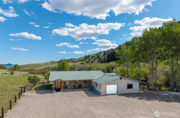 446 Rendezvous Road, Winthrop, WA 98862