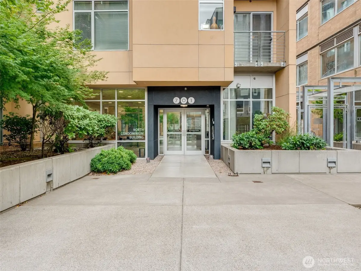 701 Columbia Street #414, Vancouver, WA 98660 - #1