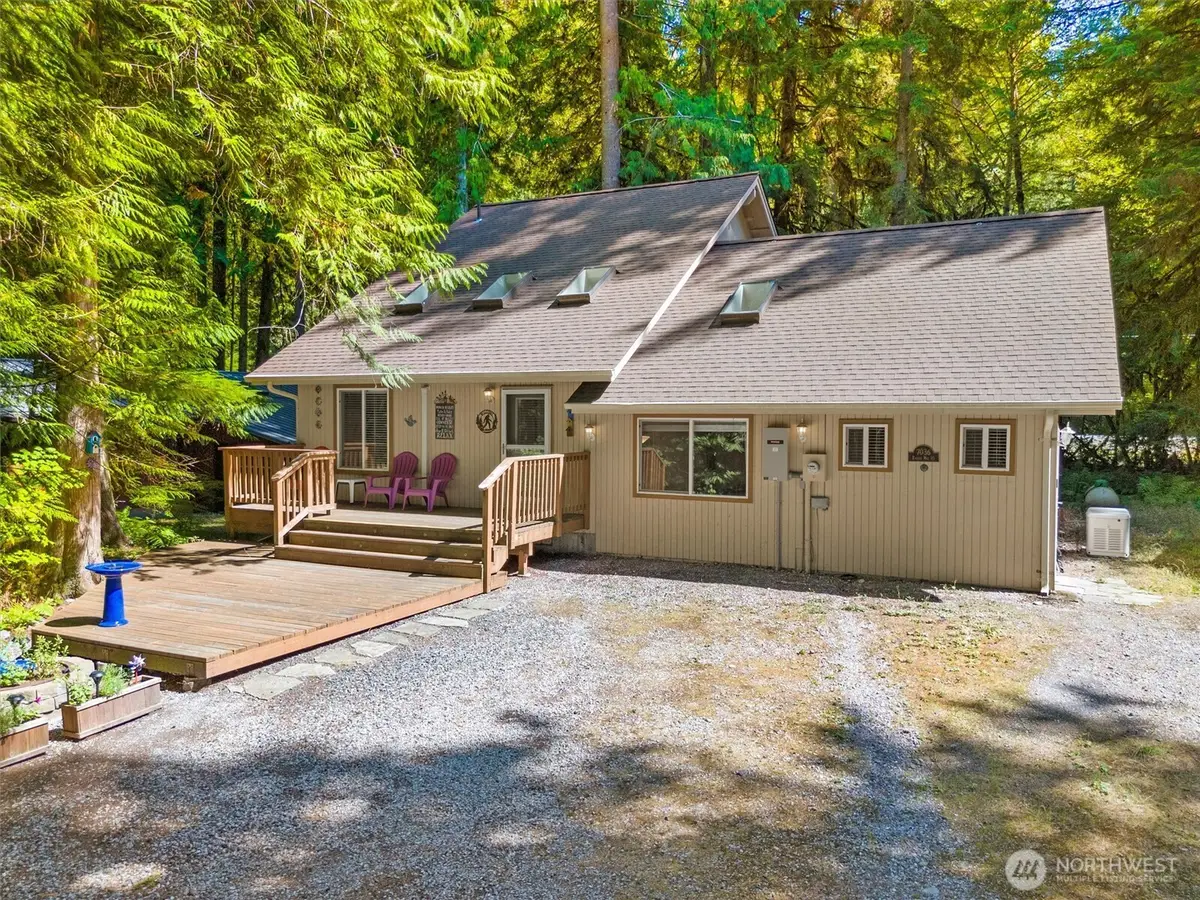 7036 Rainier Way, Glacier, WA 98244 - #1