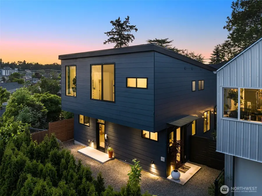 4321 S Holly Street, Seattle, WA 98118 - #3