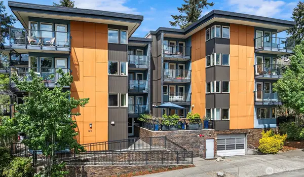 120 NW 39th Street #304, Seattle, WA 98107