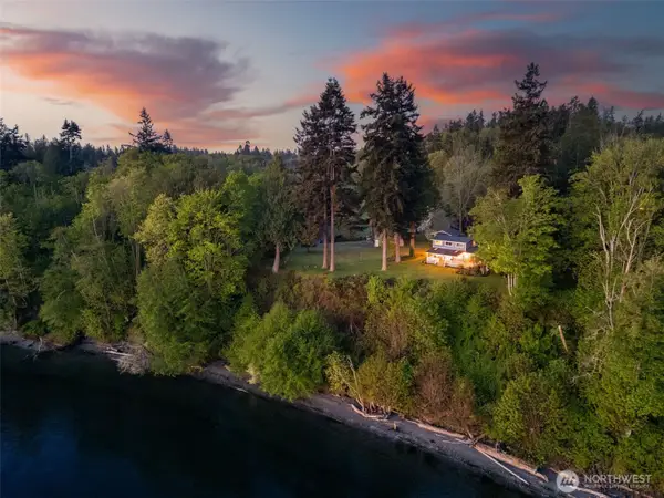 11212 NE Tiger Way, Kingston, WA 98346