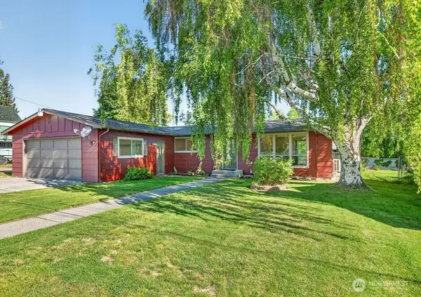 1312 Springwater Avenue, Wenatchee, WA 98801