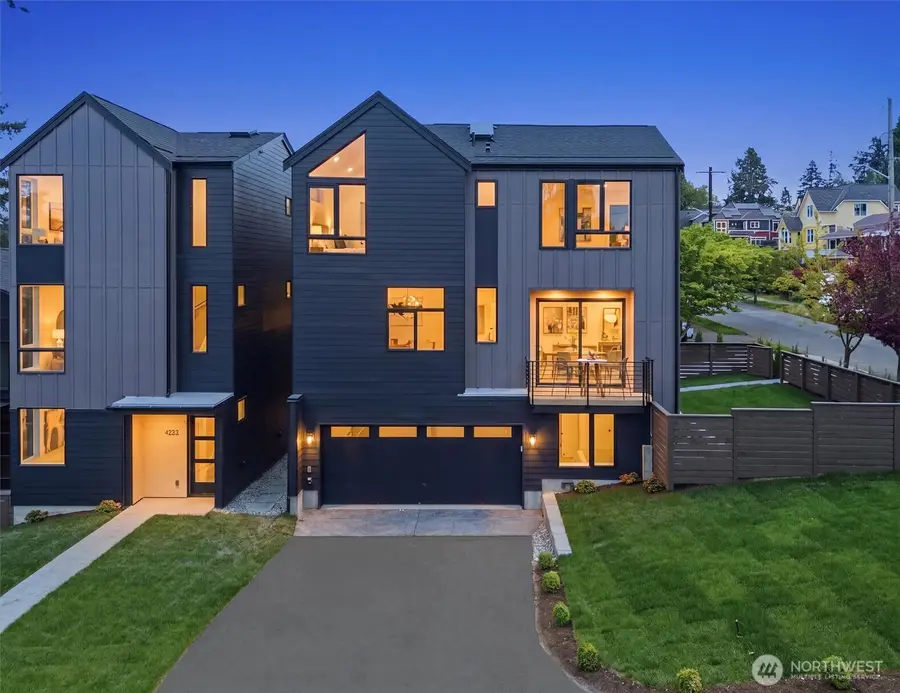3904 42nd Avenue S, Seattle, WA 98118 - #3