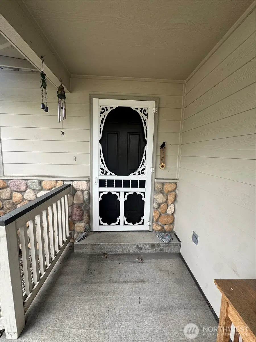 10001 Beth Court Se, Yelm, WA 98597 - #3