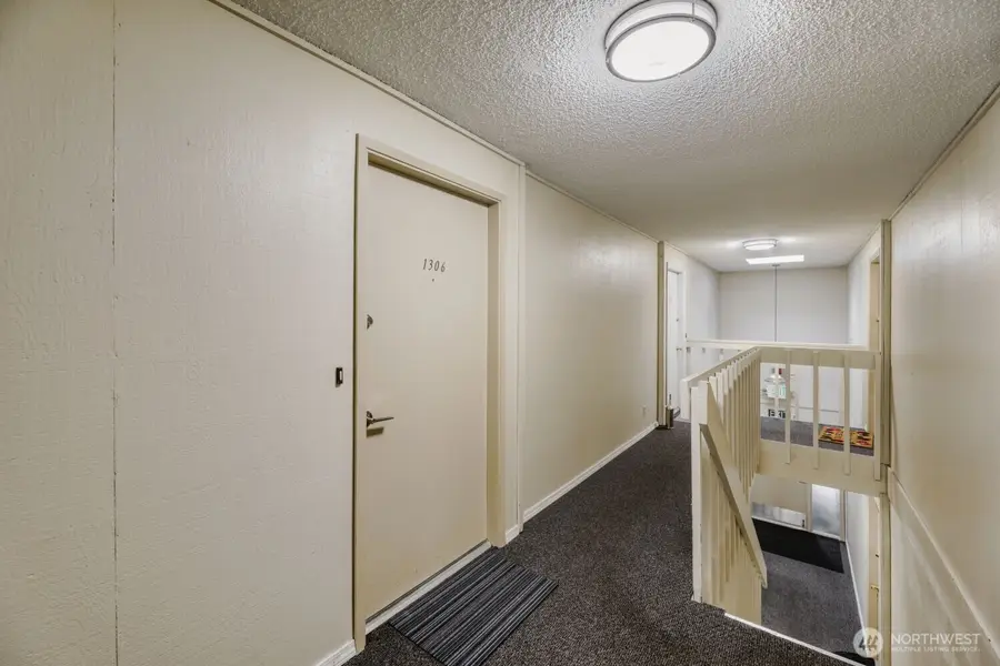 9900 NE 124th Street #1306, Kirkland, WA 98034 - #2