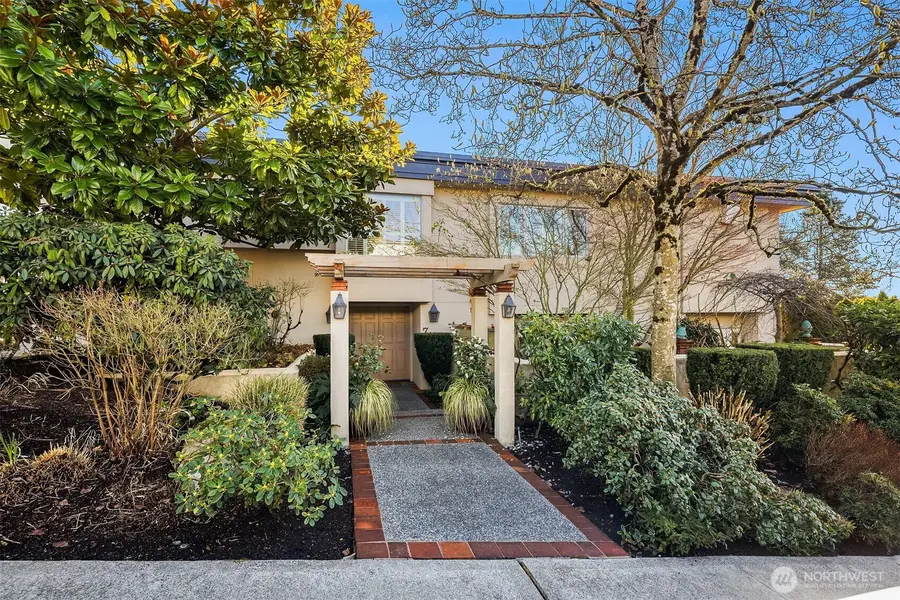7 10th Avenue, Kirkland, WA 98033 - #2