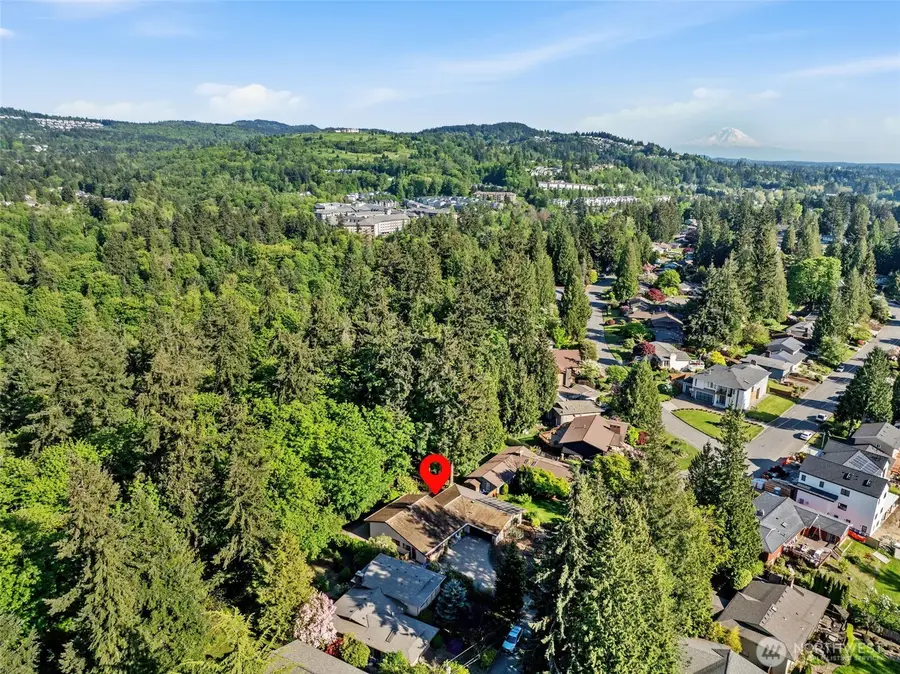 6036 129th Avenue Se, Bellevue, WA 98006 - #3