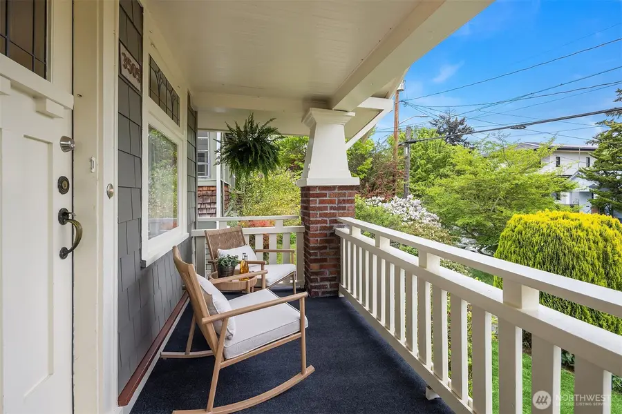 3505 Burke Avenue N, Seattle, WA 98103 - #2