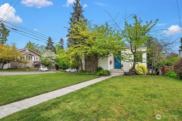 8622 17th Avenue Ne, Seattle, WA 98115