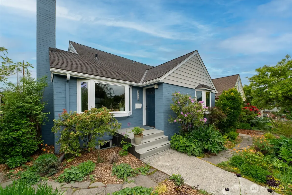 4921 24th Avenue S, Seattle, WA 98108 - #1