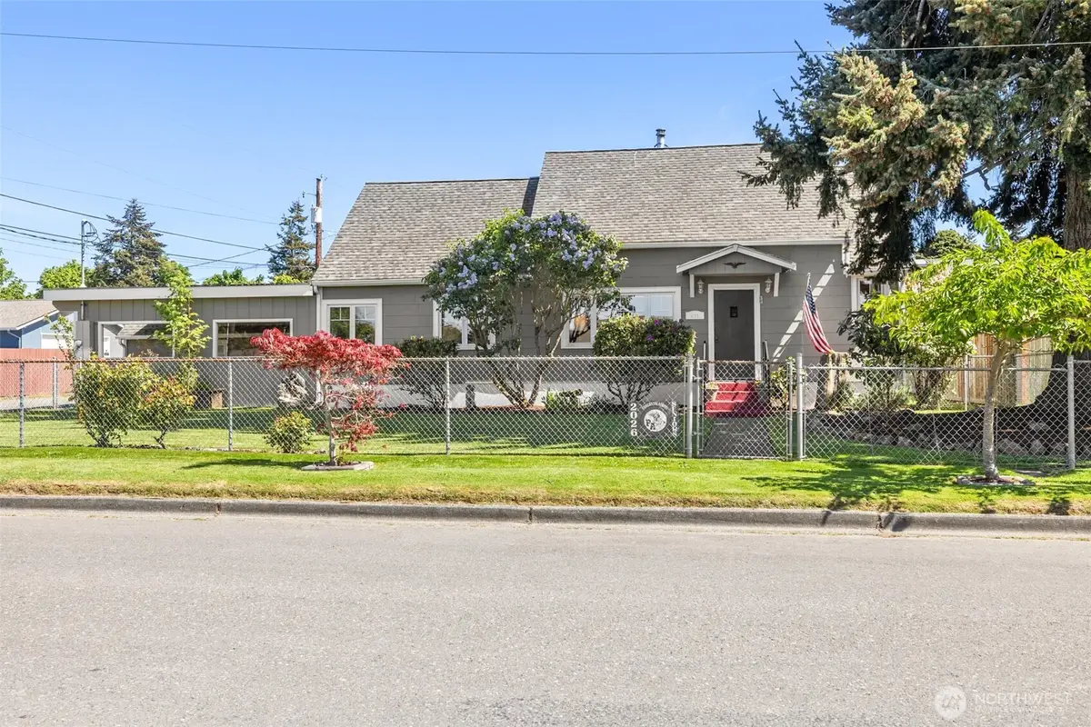 415 N Liberty Street, Port Angeles, WA 98362 - #1