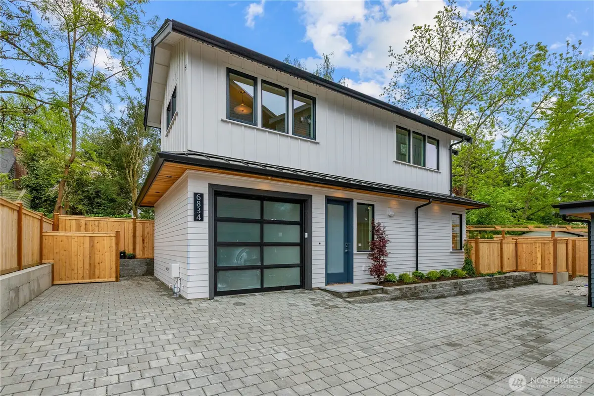 6834 47th Avenue Ne, Seattle, WA 98115 - #1