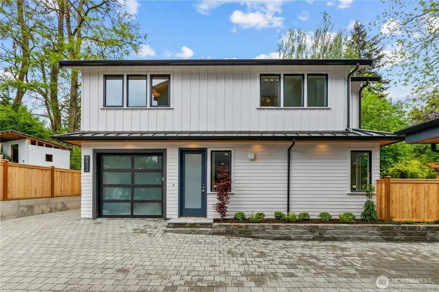 6834 47th Avenue Ne, Seattle, WA 98115 - #2