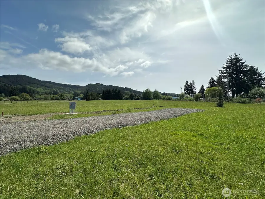 35 Amanda's Way, Forks, WA 98331 - #2