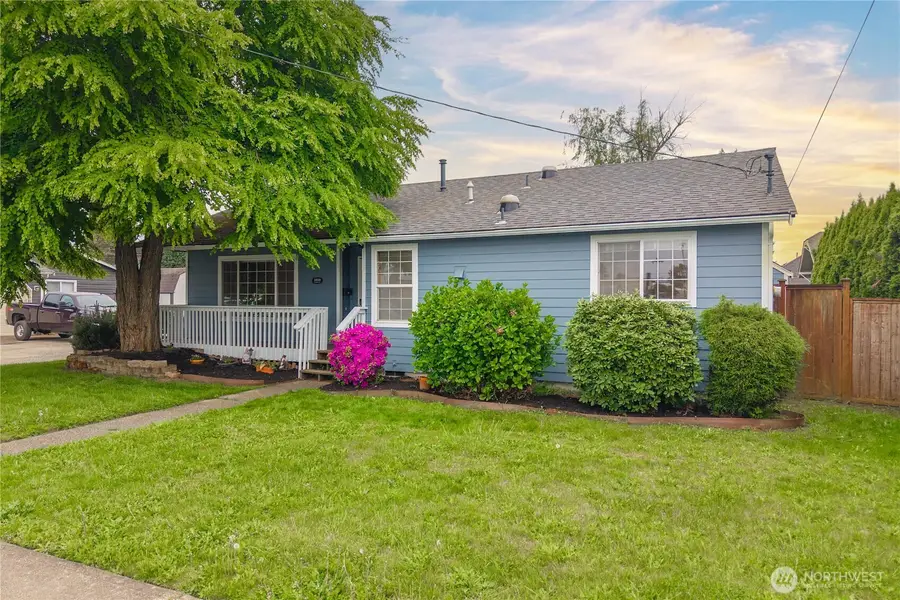 1010 Academy Street, Sumner, WA 98390 - #3