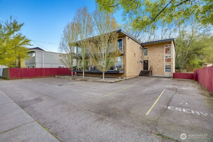 4525 S Henderson Street #302, Seattle, WA 98118 - #2