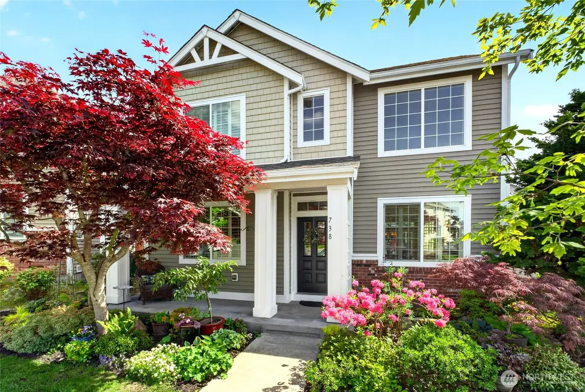 738 24th Avenue Sw, Puyallup, WA 98373 - #1