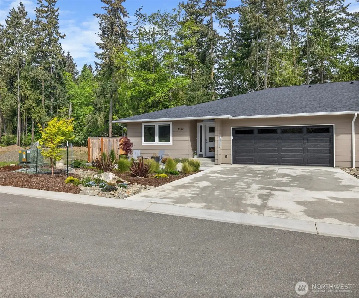 1529 Discovery Loop, Port Angeles, WA 98363 - #1