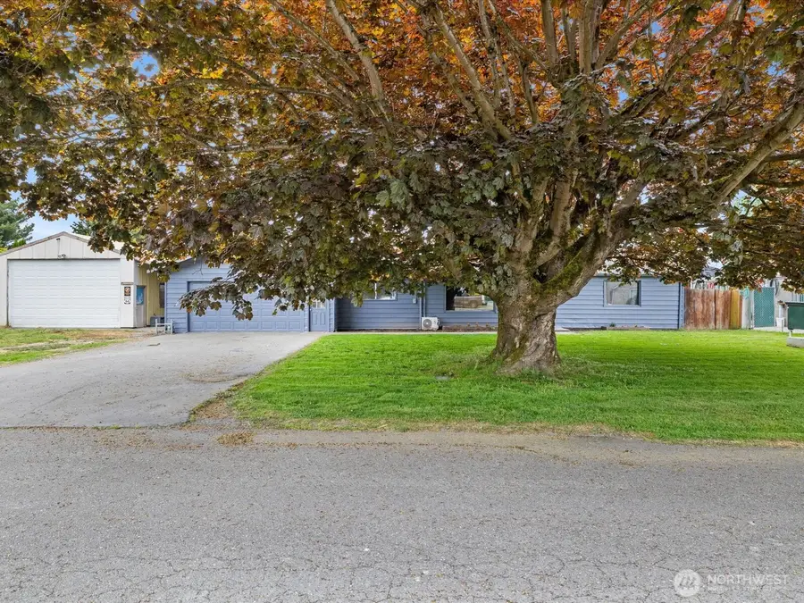 1922 S Wall Street, Mount Vernon, WA 98273 - #2
