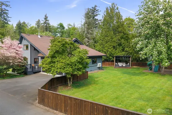 26120 220th Avenue Se, Maple Valley, WA 98038
