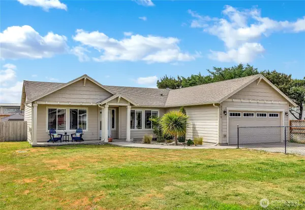 31109 H Street, Ocean Park, WA 98640