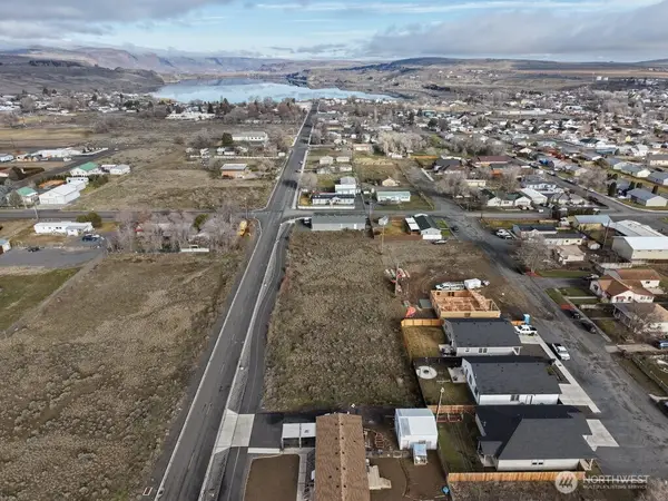 8 Division St S #8, Soap Lake, WA 98851