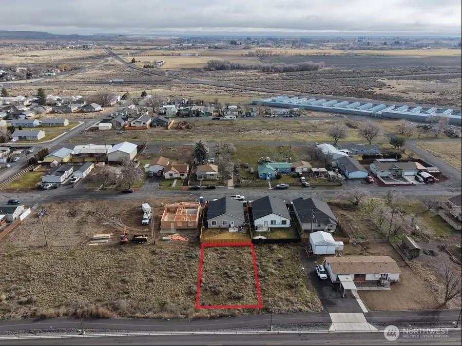 8 Division St S #8, Soap Lake, WA 98851 - #2