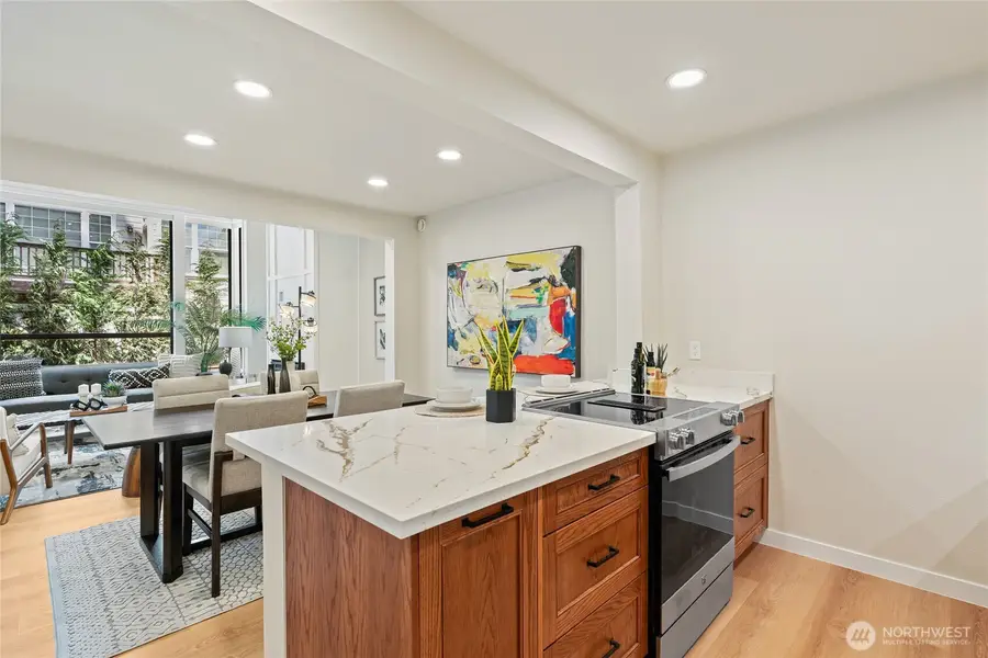 1400 Bellevue Way Se #1, Bellevue, WA 98004 - #2