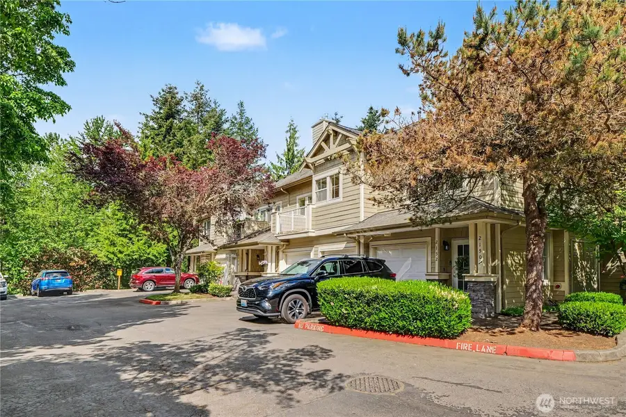2160 Newport Way Nw #6-1, Issaquah, WA 98027 - #2