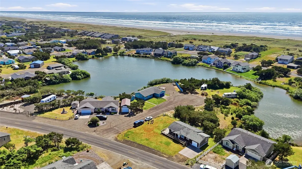 706 343rd Place, Ocean Park, WA 98640 - #1
