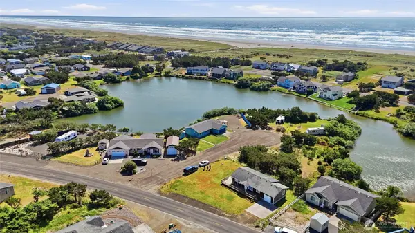 706 343rd Place, Ocean Park, WA 98640