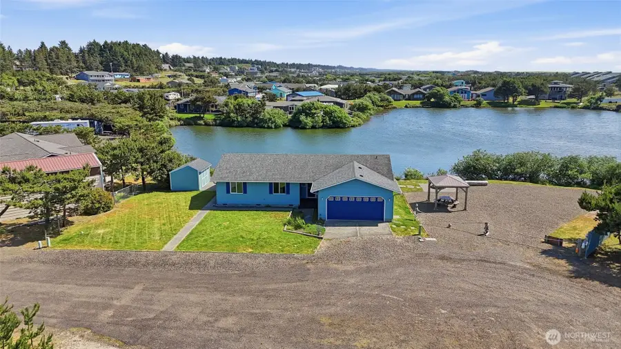 706 343rd Place, Ocean Park, WA 98640 - #2