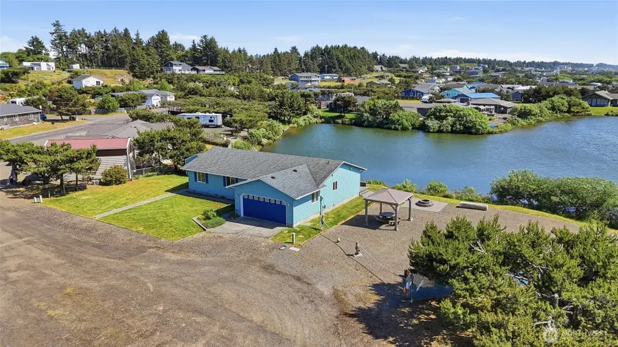 706 343rd Place, Ocean Park, WA 98640 - #3