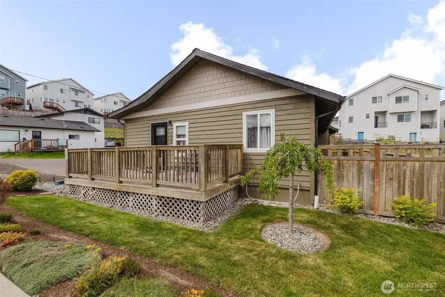 880 Hogan Lane, Bremerton, WA 98311 - #2