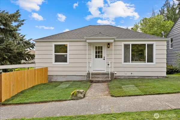 4238 28th Place W, Seattle, WA 98199