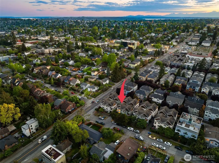 8509 Interlake Avenue N, Seattle, WA 98103 - #2